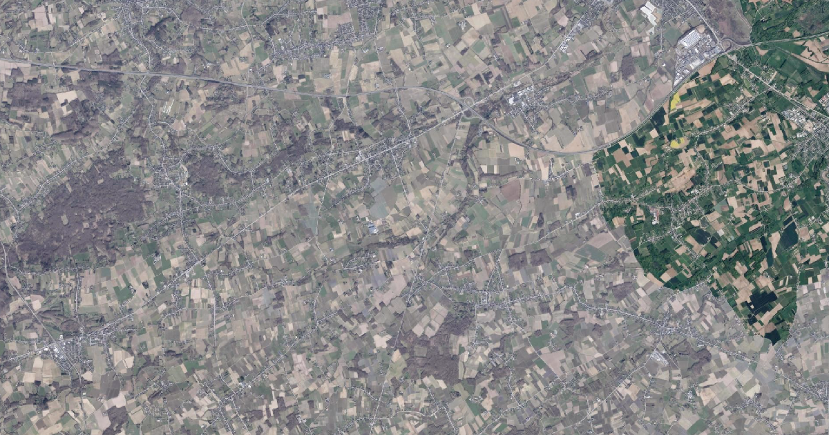 Luchtfoto van Bekkevoort met de gemeentegrens