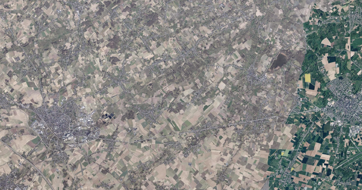 Luchtfoto van Linter met de gemeentegrens
