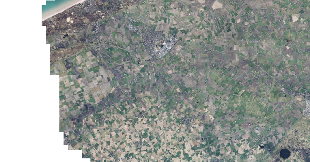 Luchtfoto van Veurne met de gemeentegrens