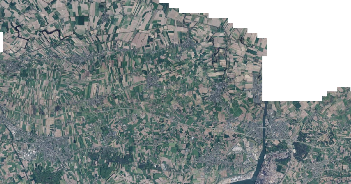 Luchtfoto van Assenede met de gemeentegrens