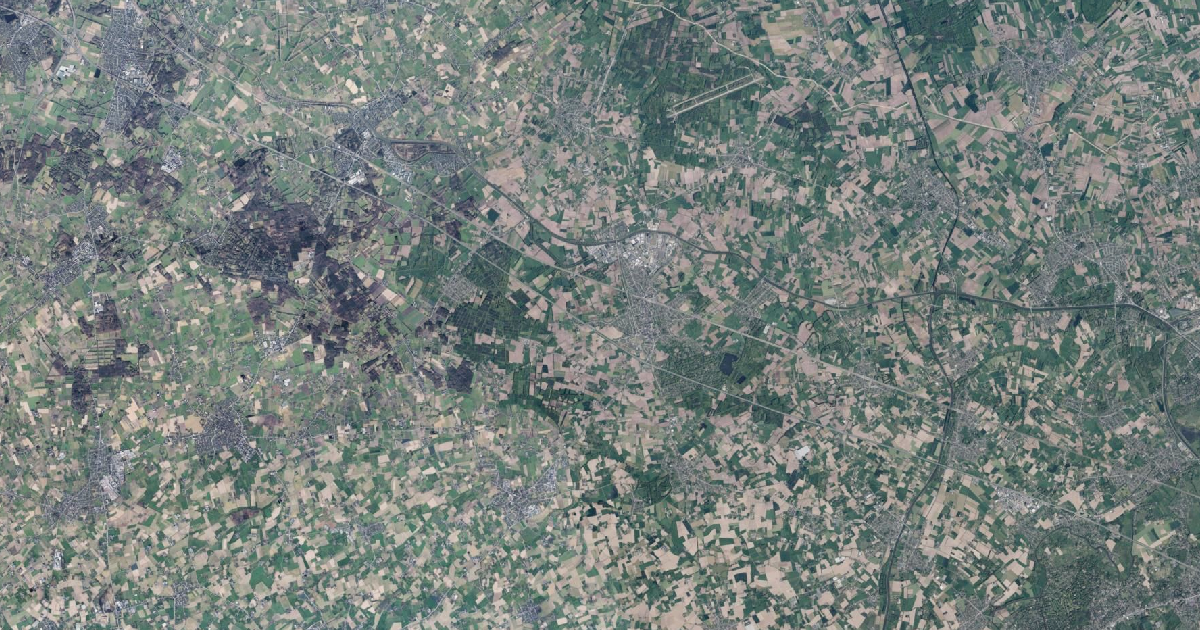 Luchtfoto van Aalter met de gemeentegrens