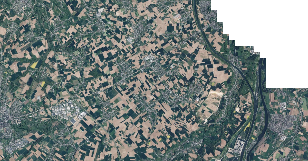 Luchtfoto van Riemst met de gemeentegrens